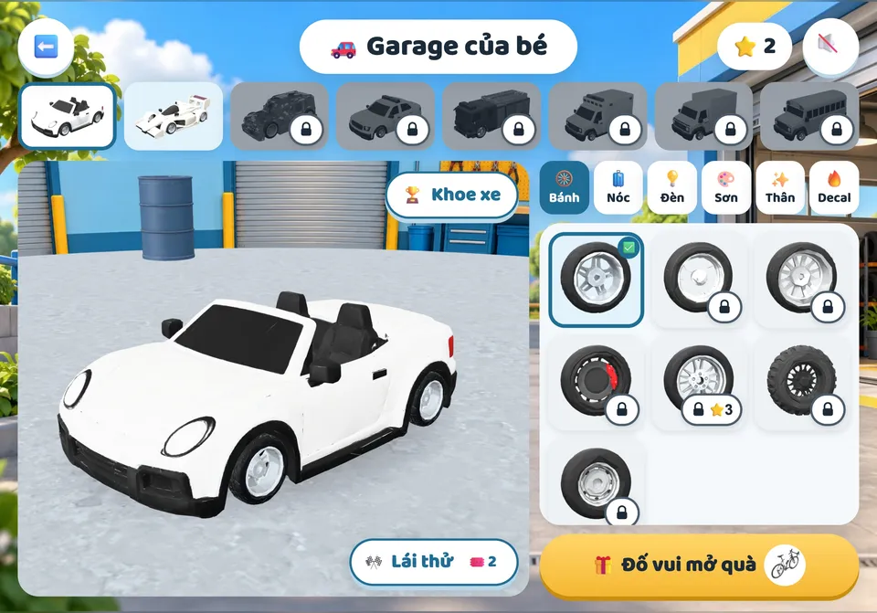 Garage của bé: hàng xe, các món bánh và nút Đố vui mở quà có hình món đang để dành